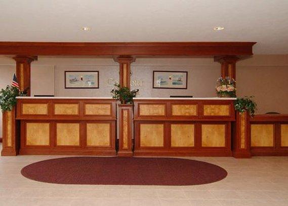 Crown Choice & Lakeview And Waterpark 3* Mackinaw City